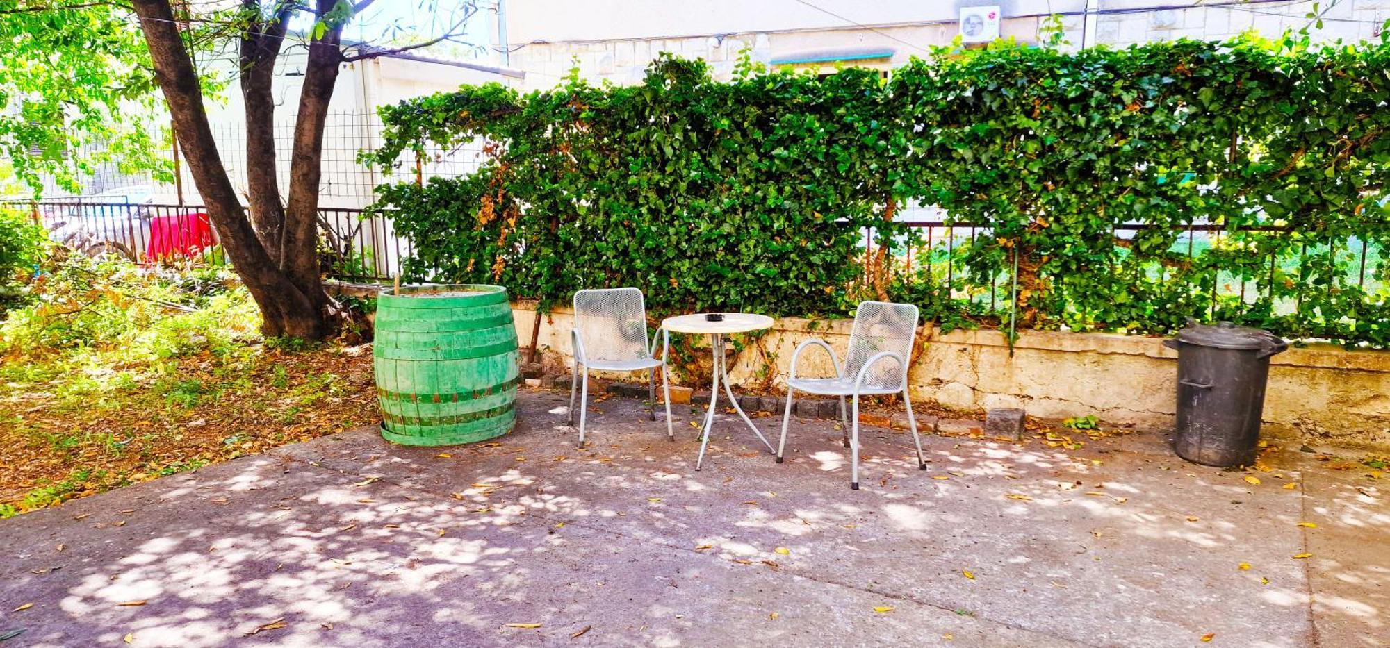 Croparadise Hostel Split Exterior photo